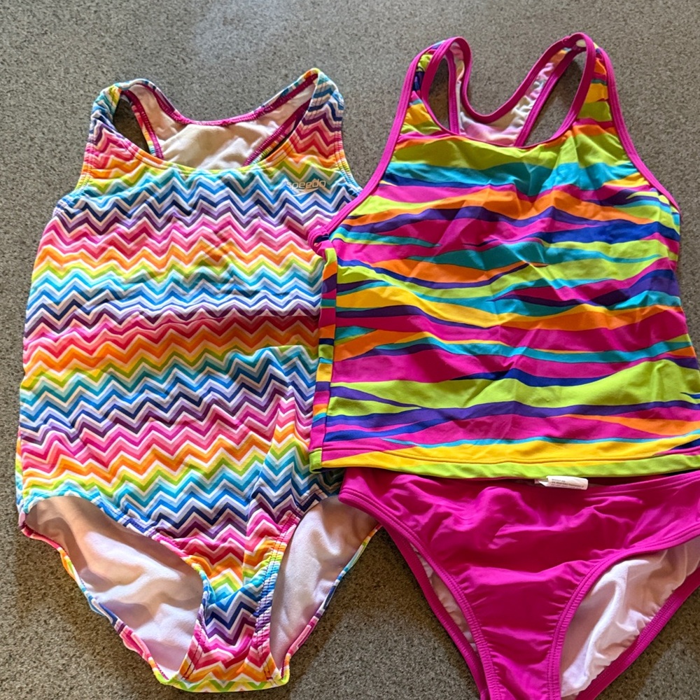 Speedo Girls' Multicolor vibrant colorful  Swimsuit Bundle